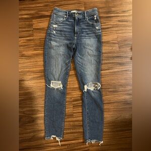 Women’s Abercrombie & Fitch Super Skinny Ankle Jean- Size 2R/ w 26